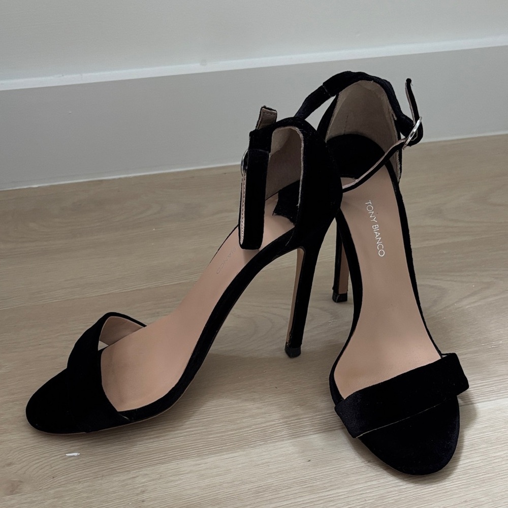 Tony Bianco | 2 Strap Black Heels sz 6